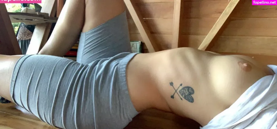 Erinashfordofficial OnlyFans Thumbnail #xnn9ygnLoj