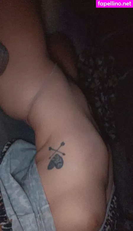 Erinashfordofficial OnlyFans Thumbnail #zZD44dN5n7