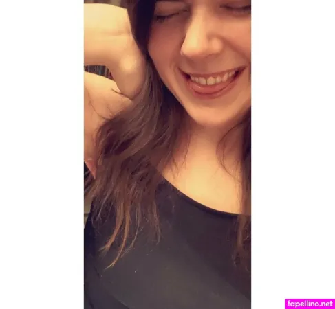 Erinik OnlyFans Thumbnail #x2uVZyi1yW