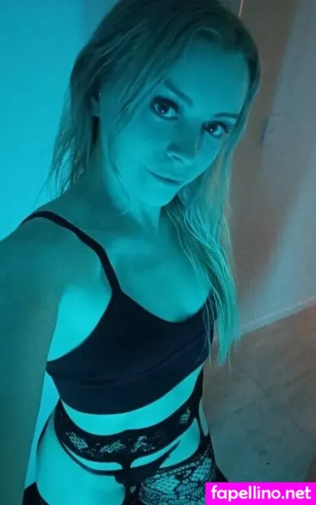 Erinloi OnlyFans Thumbnail #0H2lnXYV59