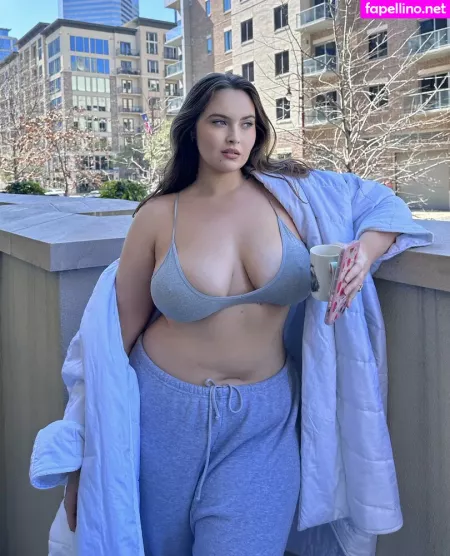 Erinmhk OnlyFans Thumbnail #3C2o9LChns