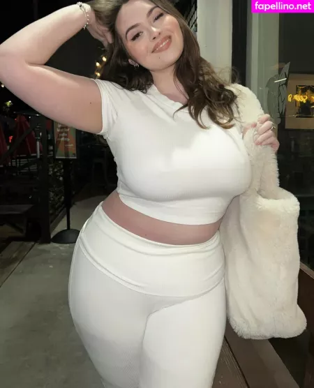 Erinmhk OnlyFans Thumbnail #YFO1iLhZpk