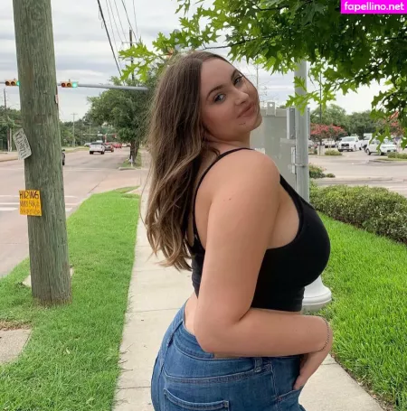 Erinmhk OnlyFans Thumbnail #k8wHftXpT4
