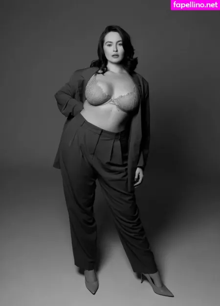 Erinmhk OnlyFans Thumbnail #pINUaE6J0J
