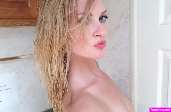 Erinmichellexo OnlyFans Thumbnail #erjrldX70Y