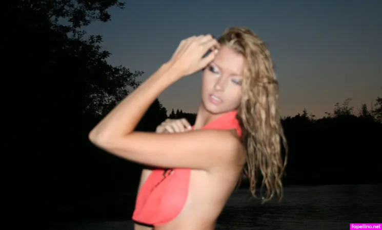 Erinmichellexo OnlyFans Thumbnail #yW8FtkfePB