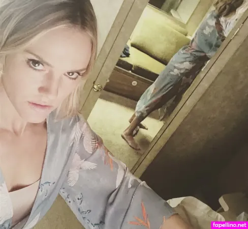 Erinn Hayes OnlyFans Thumbnail #JgiWYjuHSY