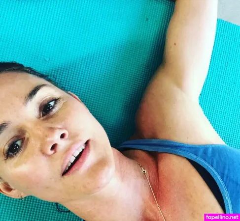 Erinn Hayes OnlyFans Thumbnail #v2fcgs7x64