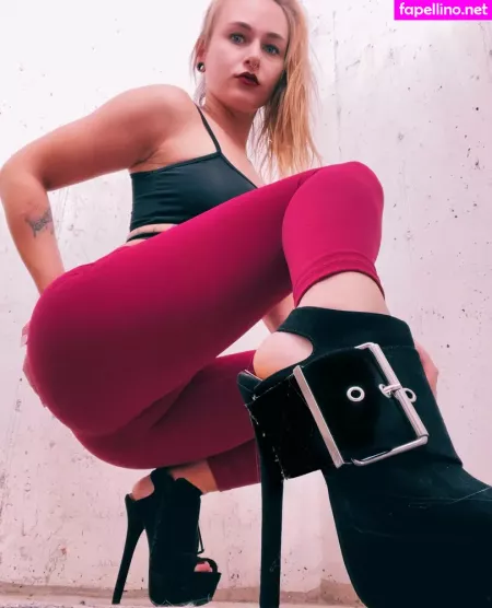 Erintakesrequests OnlyFans Thumbnail #Dz6RtaXdAo