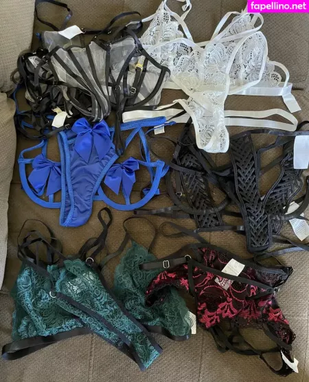 Erintakesrequests OnlyFans Thumbnail #xFJarQrFpi