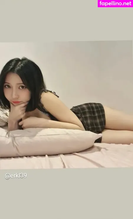 Erkleve OnlyFans Thumbnail #nqUgVDyDrj