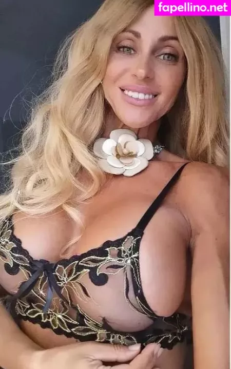 Erme Aprile OnlyFans Thumbnail #52ZpuwwuqU