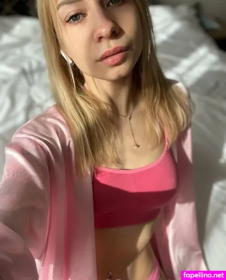 Erokitty22 OnlyFans Thumbnail #Q8nGc7W8s6