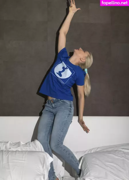 Erotic Art OnlyFans Thumbnail #eY5l2UmDsA