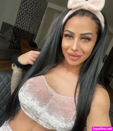 Erotikeva OnlyFans Thumbnail #AOyWlFtgv3