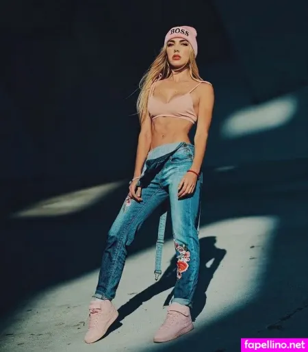 Erubey De Anda OnlyFans Thumbnail #iv21nqB8D4
