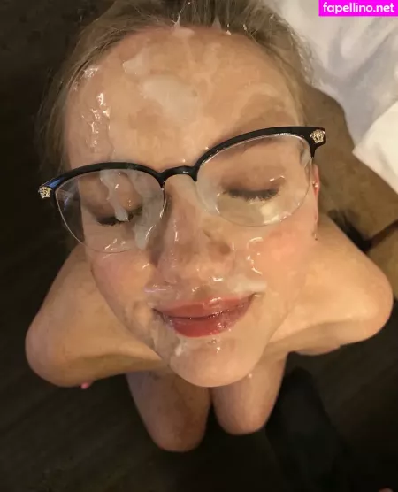 Eryn Young OnlyFans Thumbnail #t9Xt1WLxTY