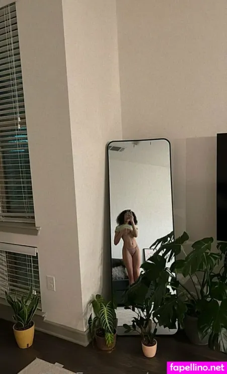 Erynashea OnlyFans Thumbnail #Qij6D3WWYg