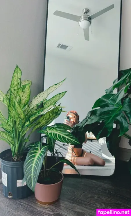 Erynashea OnlyFans Thumbnail #h5LvW3r1ov