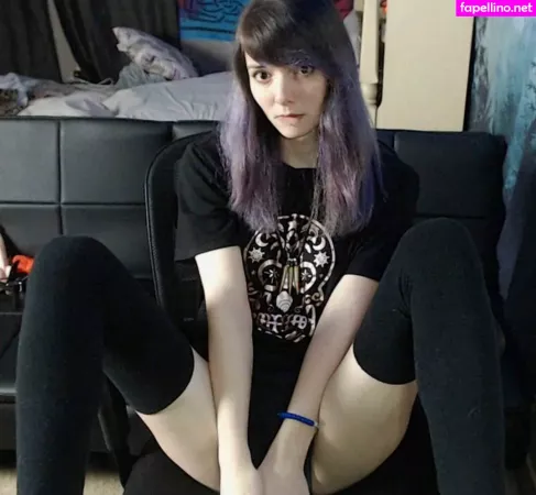 Erynmelts OnlyFans Thumbnail #QsiPAbI9hY