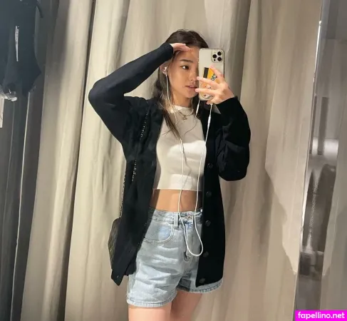 Esblee OnlyFans Thumbnail #i53NEc60YA