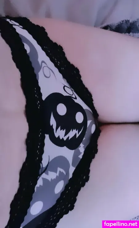 Escarleth Ewew OnlyFans Thumbnail #KQnFcbsLoS