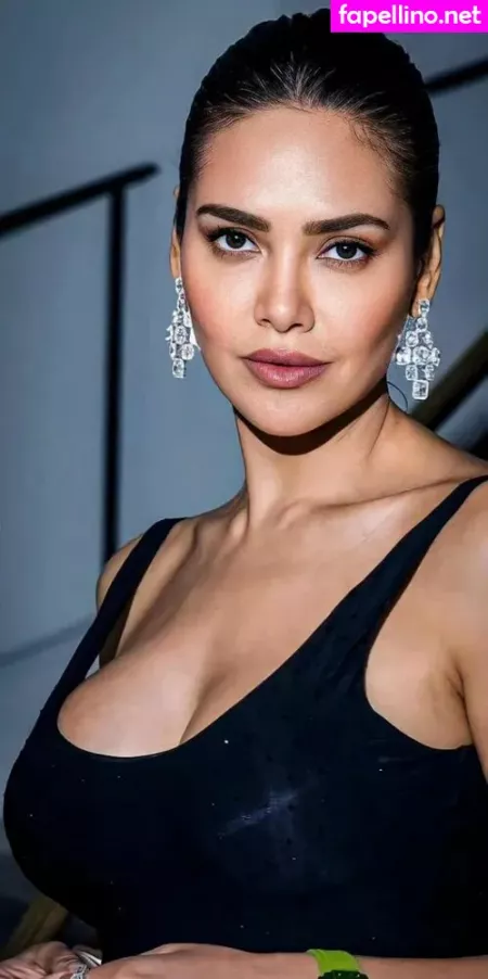 Esha Gupta OnlyFans Thumbnail #UgcbO5KZU0