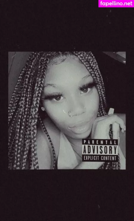 Eshaapassion OnlyFans Thumbnail #u9h1MAKIzW