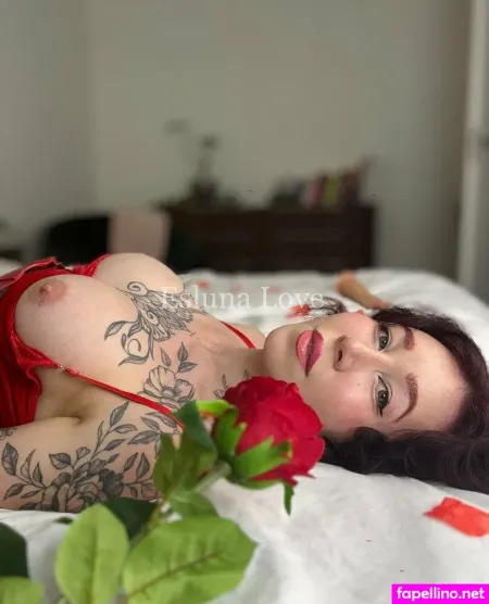 Eslunalove OnlyFans Thumbnail #W1IuTn2DV1
