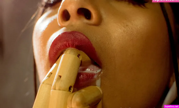 Eslunasmith49 OnlyFans Thumbnail #0cNIXVKmzU