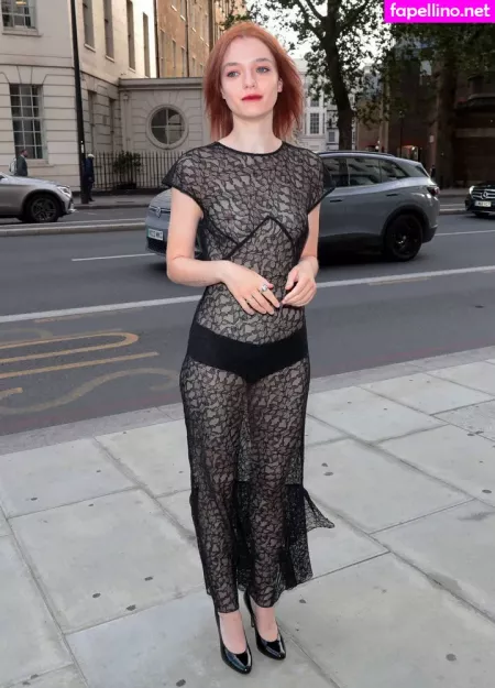 Esme Creed Miles OnlyFans Thumbnail #ptPAKs206M