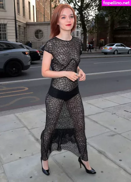 Esme Creed Miles OnlyFans Thumbnail #y1u2emYjVy