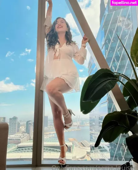 Esme Louise James OnlyFans Thumbnail #M8PQ12t3po