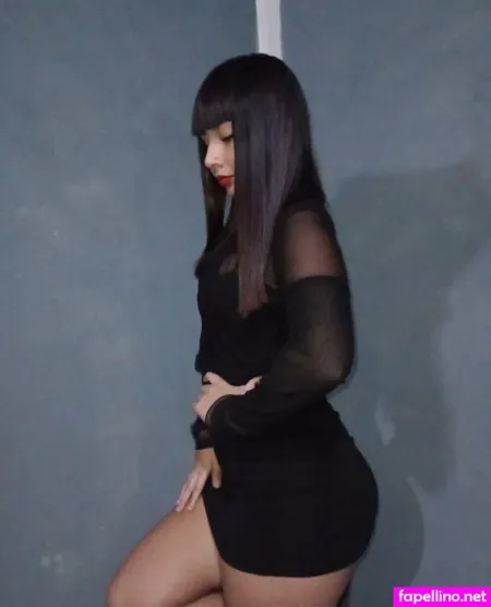 Esmee27 OnlyFans Thumbnail #01XuMDcSMt