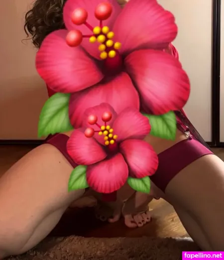 Esmequeen OnlyFans Thumbnail #NlwP7yj0sz