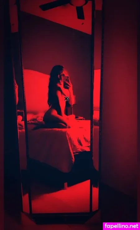 Esmeralda Duarte OnlyFans Thumbnail #LWz4xgnuLO