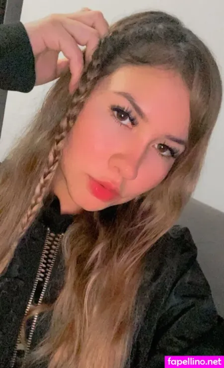 Esmeralda Duarte OnlyFans Thumbnail #xV6AFwPxzi