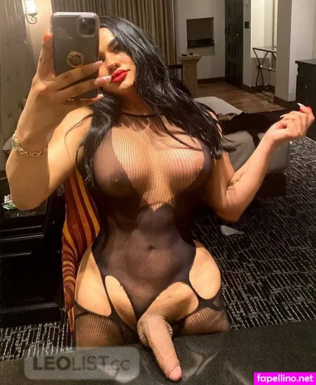 Esmeralda Nova OnlyFans Thumbnail #nNid2pkKUz