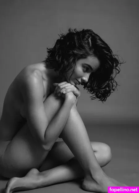 Esmeralda Pimentel OnlyFans Thumbnail #tIbECt2sN8