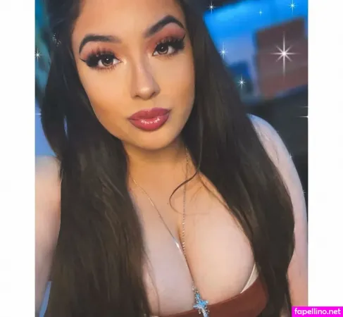 Esmeralda Quintero OnlyFans Thumbnail #3bJBGyyy7f