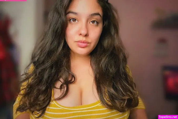 Esmeralda Quintero OnlyFans Thumbnail #OEqQXBnncG