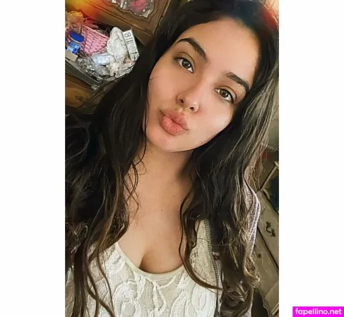 Esmeralda Quintero OnlyFans Thumbnail #lwrvi3Yu33