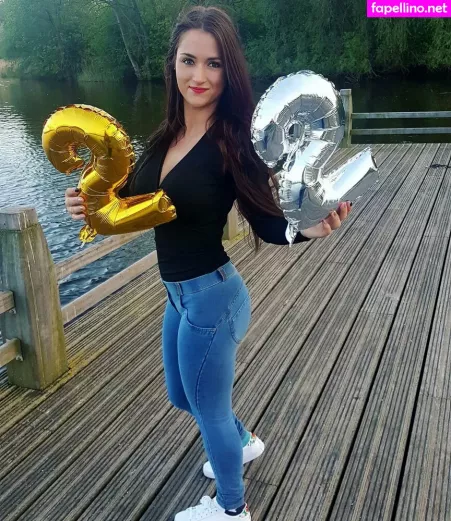 Esmeralda OnlyFans Thumbnail #eyOwojdW7c