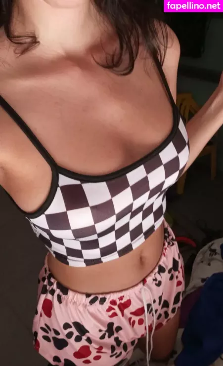 Esmeraldamentee OnlyFans Thumbnail #Rs33Ikuadm