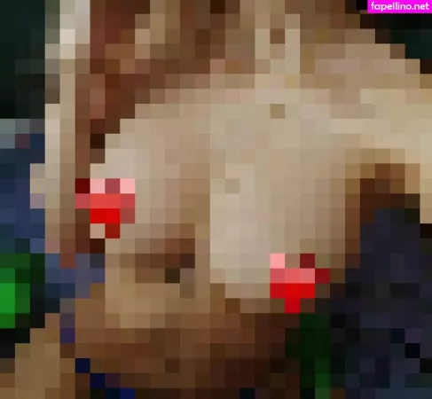 Esmeraldamentee OnlyFans Thumbnail #UpH17ihaDv