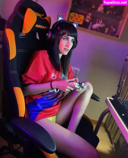 Esmeraldamentee OnlyFans Thumbnail #ntiq5zd8QF