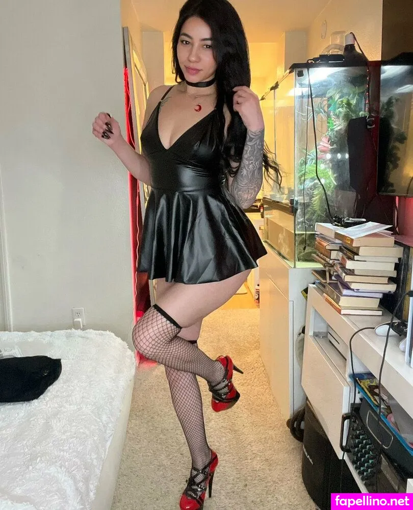 Esmi Lee, nonelleni Nude Leaked OnlyFans Photo #UM5WG9tme0