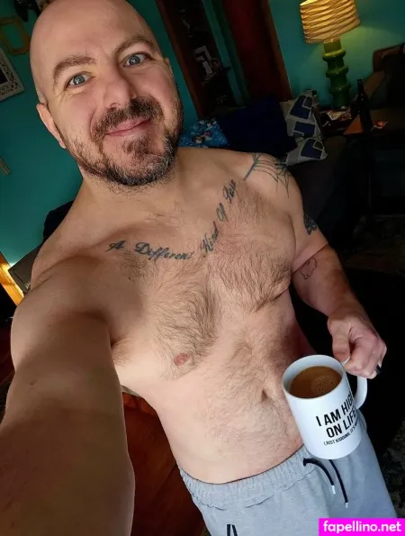Esquesmewhileeye OnlyFans Thumbnail #CuyW0DvHDC