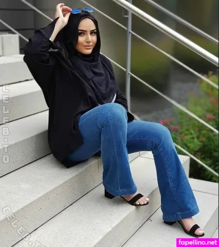 Esra El Hajj OnlyFans Thumbnail #hh599ZtaLr