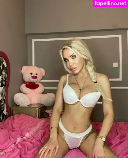 Esra Ersoy OnlyFans Thumbnail #L9H83U77y9